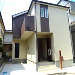 <em>【動画あり】</em>＜ふじみ野駅16分＞ 17帖LDKは南東向き採光で日当り良好♪♪徒歩圏内に便利な施設が充実 ☆ふじみ野市南台２丁目 新築戸建 ２号棟