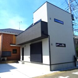 <em>【動画あり】</em>＜ふじみ野駅16分＞ 日当たり抜群・折上天井で解放感あるLDK♪♪駐車スペース2台分 ☆ふじみ野市苗間 新築戸建